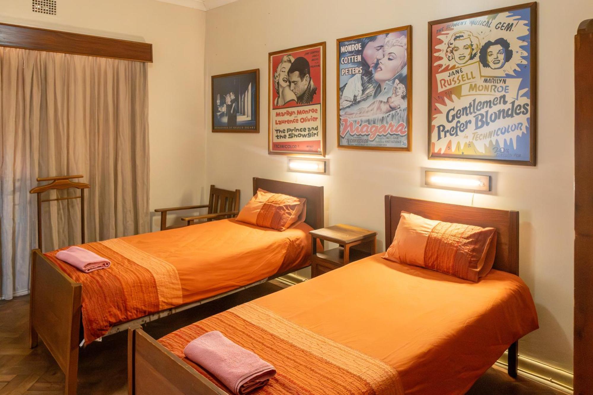 Hotel De Rust ภายนอก รูปภาพ